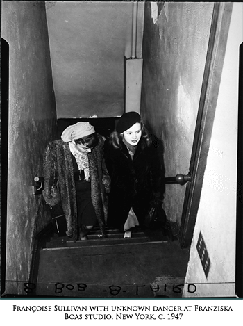 Sullivan with unknown dancer, Franziska Boas Studio, New York, cira 1947